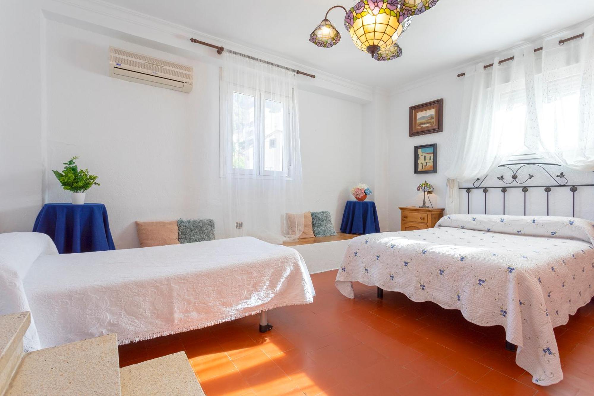 Casa Jardin Del Olivar Con Piscina Privada Alcaucín Esterno foto